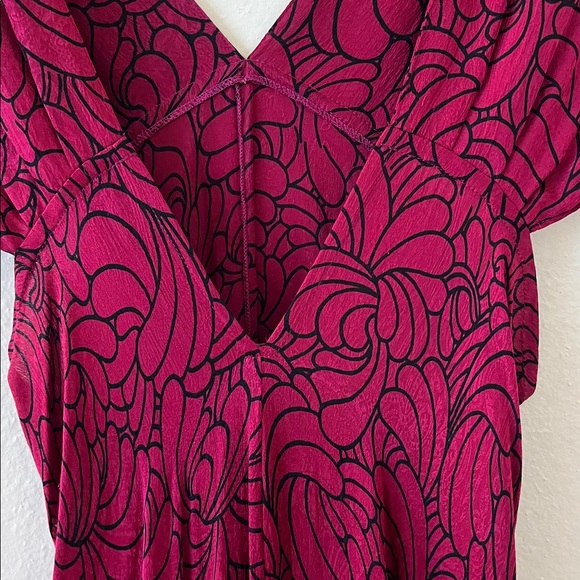 Elegant Silk Red Patterned Women's Dress - Picture 3 of 4